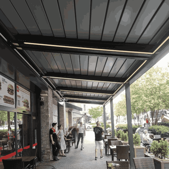 Pergola Kapatma Modelleri Cafe Dekorasyona Uygun Mu?