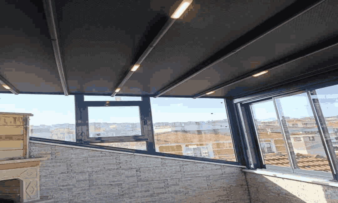 Teraslar İçin Geri Çekilebilir Pergola
