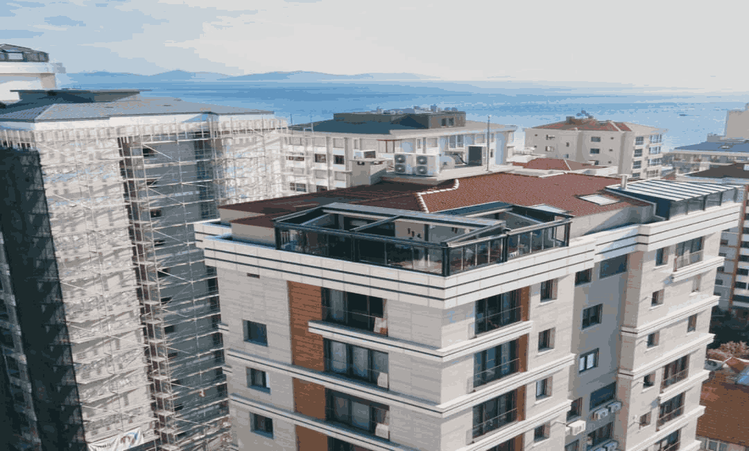 Apartmanda Teras Üstü Kapatma