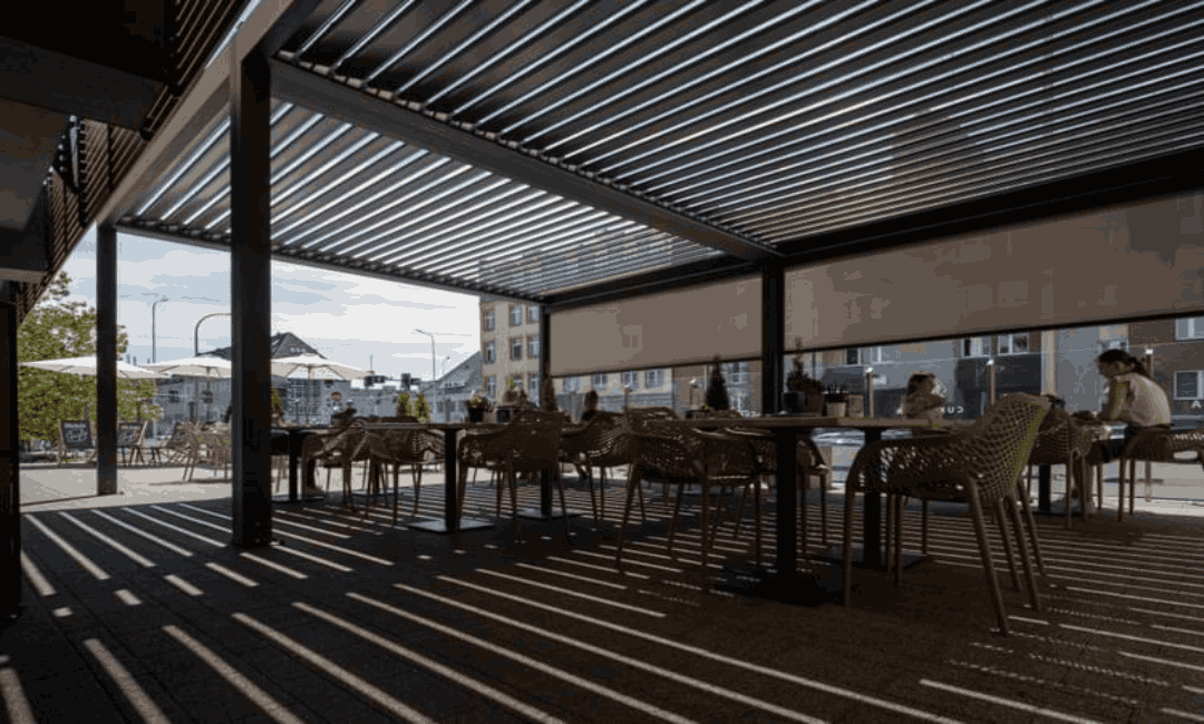 Pistonlu Bioclimatic Pergola